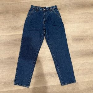 Bill Blass Women's High-Rise Relaxed Fit Pleated Jeans Size 6 - EUC